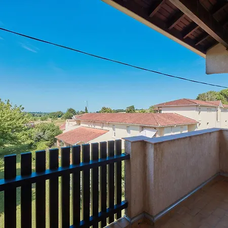 T3 Lumineux, 2-5 Pers, Animaux Permis, Parking, Wifi - Fr-1-841-15 Appartement